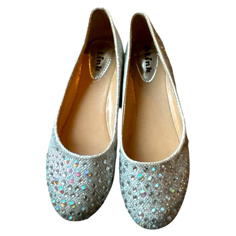 Like NEW! Silver stoned ballerina shoes - size 3M
